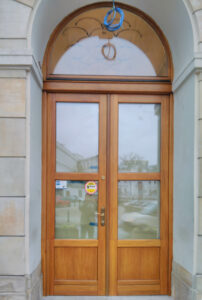 Read more about the article Renowacja stolarki Hotel Harenda