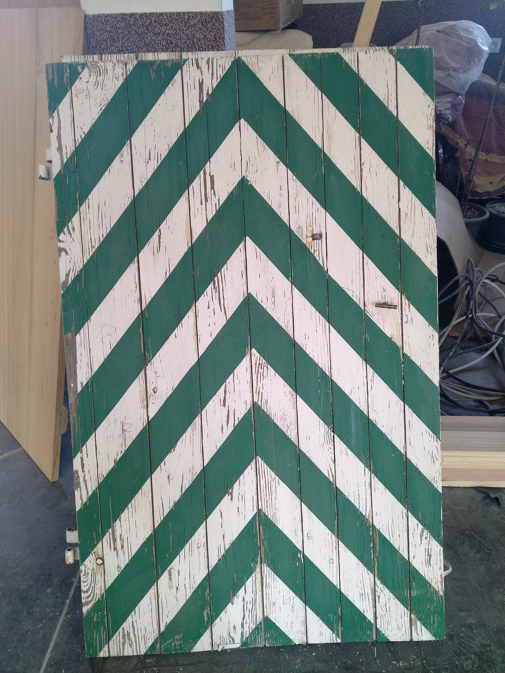 Read more about the article 22 – Serwis-Renowacja otworzenie okiennic